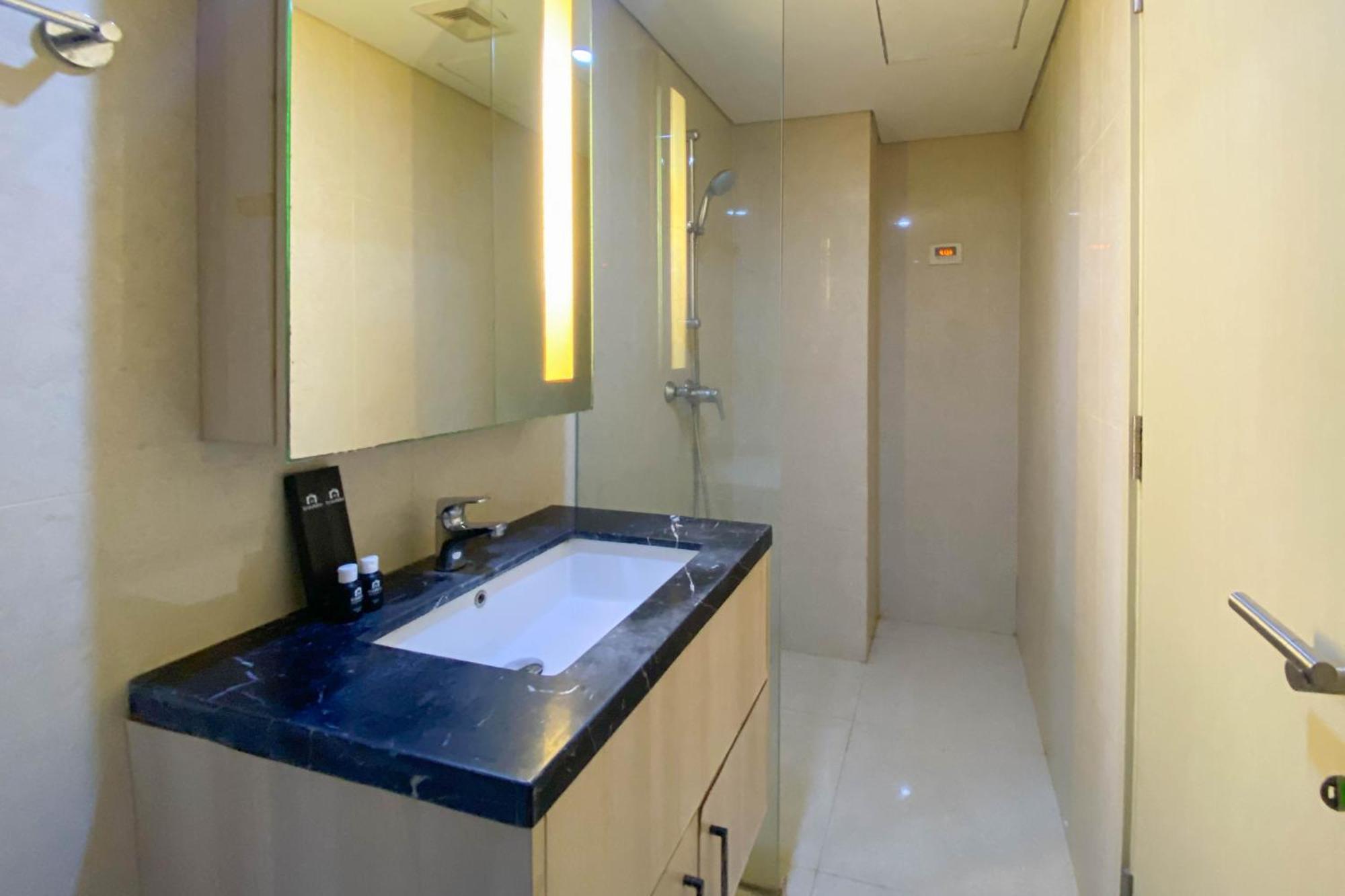 Apartemen Cozy At 21st Floor Warhol *