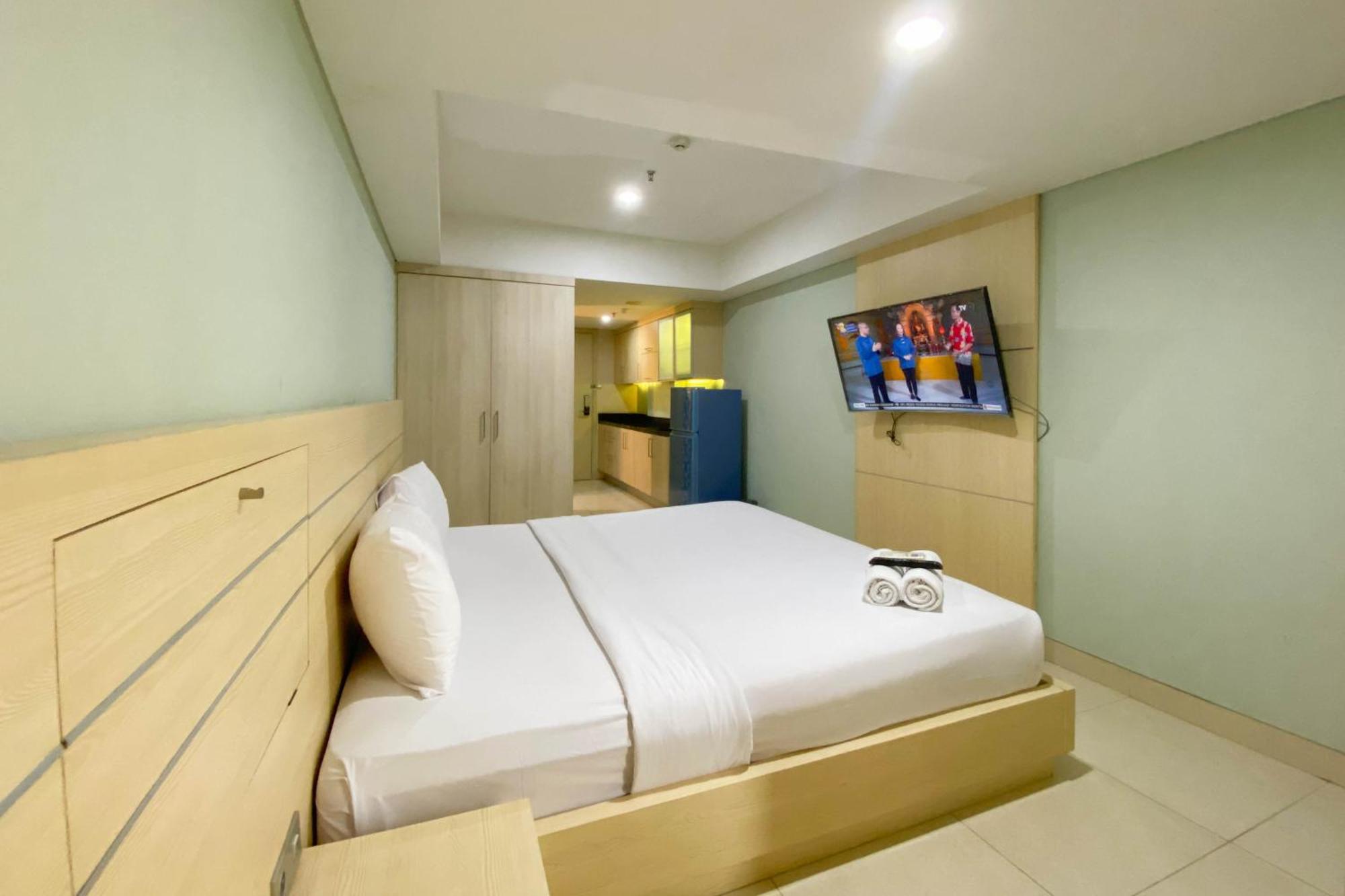 Cozy At 21st Floor Warhol * Semarang